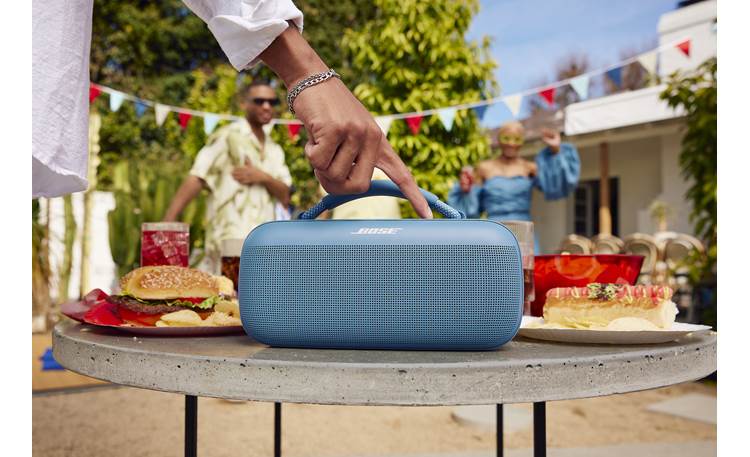 BOSE SoundLink Max ［防水 /Bluetooth対応］ Amazon.com: Bose SoundLink Max Portable Speaker, Large IP67