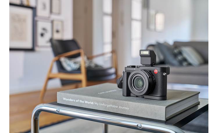 Leica D-Lux 8 Compact 17-megapixel digital camera with Wi-Fi Leica D-Lux 8 Compact 17-megapixel digital camera with Wi-Fi