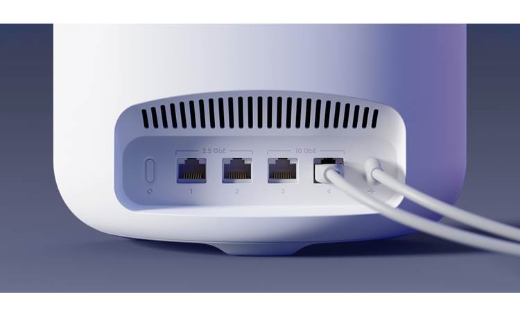 eero Max 7 (1-pack) Use the 10GbE ports to connect bandwidth-hungry components like smart TVs or gaming consoles