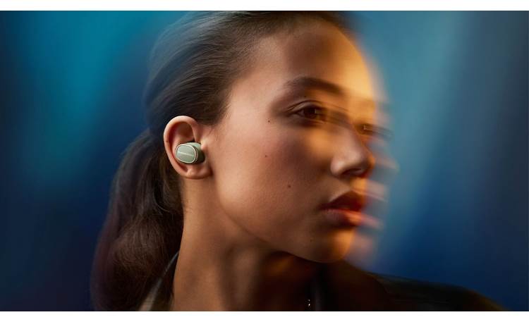 Bowers & Wilkins Pi8 Music plays wirelessly via Bluetooth