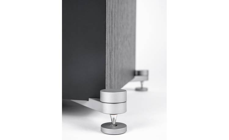 ELAC Debut 3.0 DF63 The included spikes and outrigger feet give the speaker ample stability on carped floors