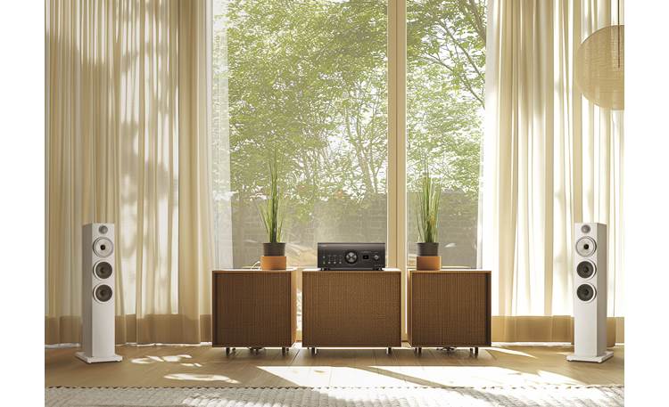 Denon PMA-3000NE Compatible with 4- and 8-ohm speakers (sold separately)