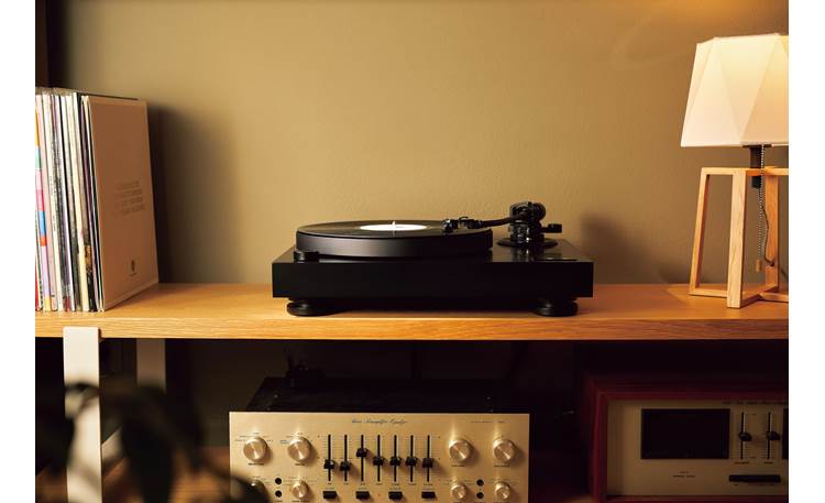 Audio-Technica AT-LP8X Sleek design that complements any room