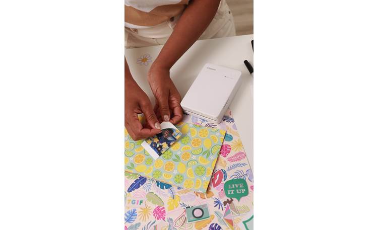 Canon SELPHY Square QX20 Create your own customized photo stickers 