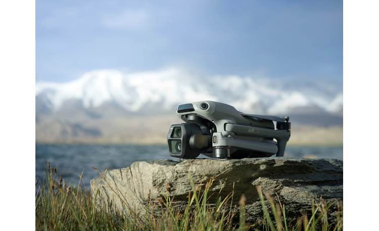 DJI Air 3S Fly More Combo (with DJI RC 2) Compact, lightweight design is easy to carry between shoots