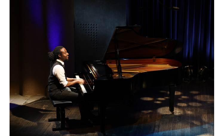 Canon RF 70-200mm f/2.8 L IS USM Z Sample image provided by Canon