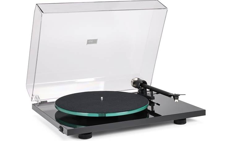 Pro-Ject T2 Front, with included dust cover