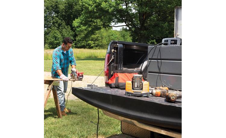 Cobra PRO 3000W Inverter Great for charging tools up at the work site