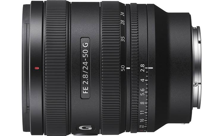 Sony FE 24-50mm f/2.8 G Convenient control surfaces are at your fingertips