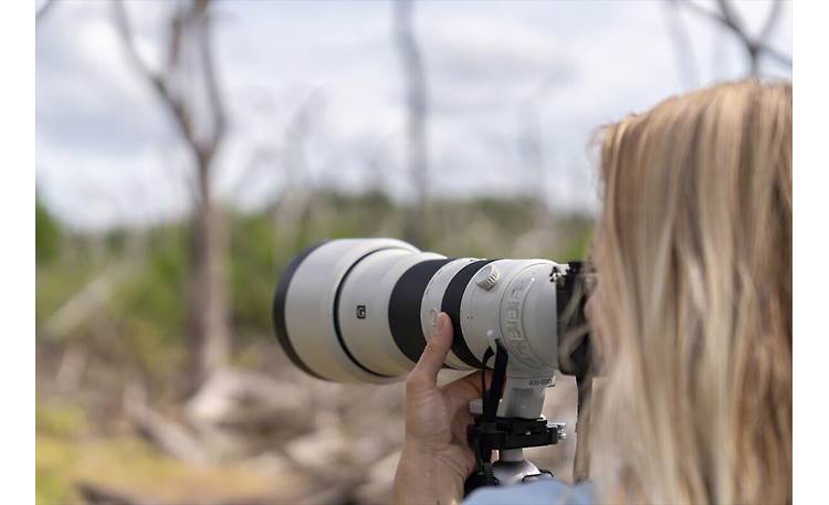 Sony Alpha FE 400-800mm f/6.3-8 G OSS Ideal for unpredictable outdoor subjects