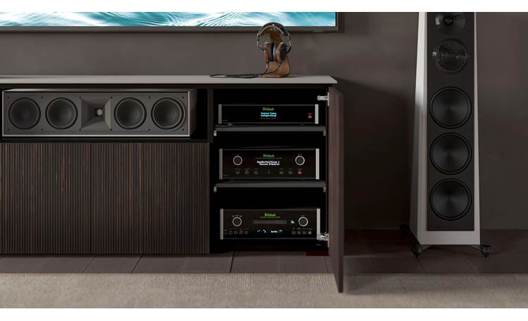 Salamander Designs Chameleon Collection Manhattan 345 LPW Room for your gear