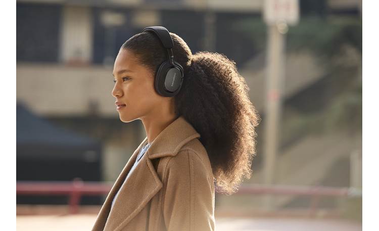 Bowers & Wilkins PX7 S3 Active noise cancellation helps remove external distractions
