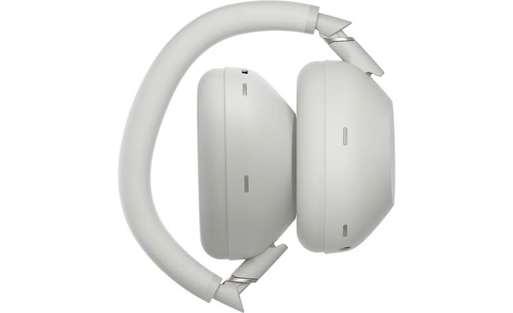 Sony WH-1000XM6 Folding design for easier packing and travel
