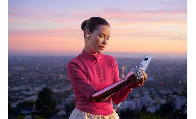 Google Pixel Buds Pro 2 Three beamforming microphones with voice recognition for clear calls and video chats