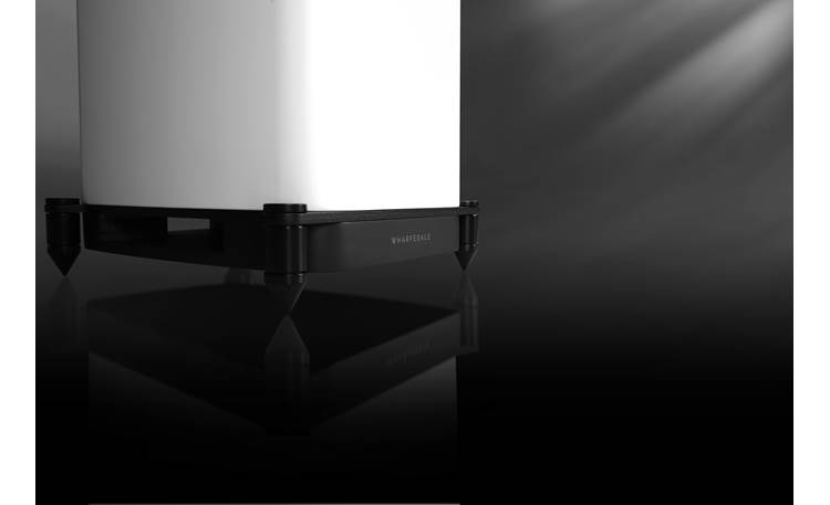 Wharfedale EVO 5.3 Integrated base with outrigger decoupling feet