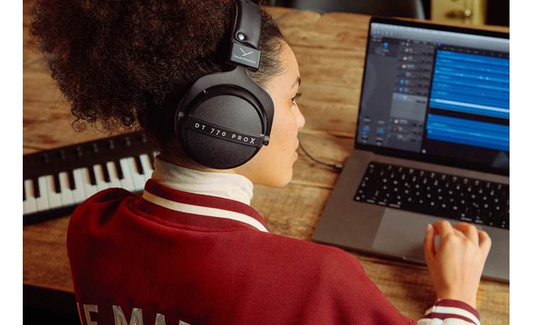 Beyerdynamic DT 770 Pro X Snug fit and durable design for studio use and focused listening