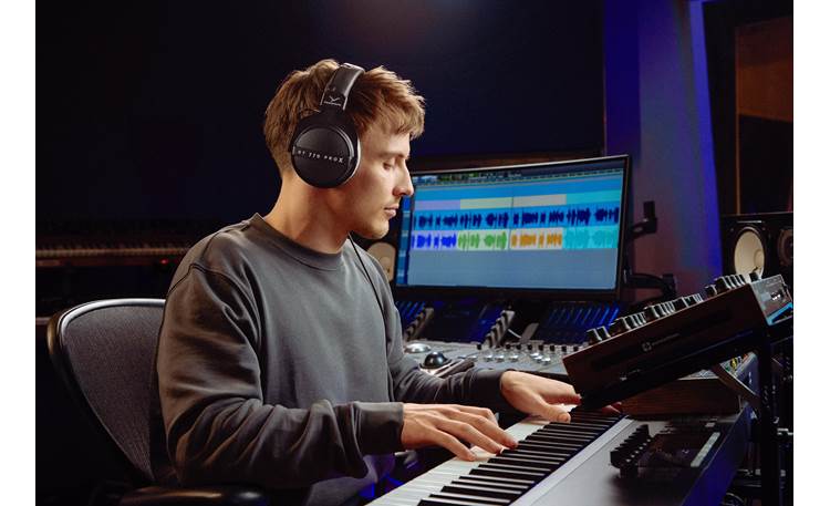 Beyerdynamic DT 770 Pro X Articulate highs, clarity, and strong bass for mixing and monitoring
