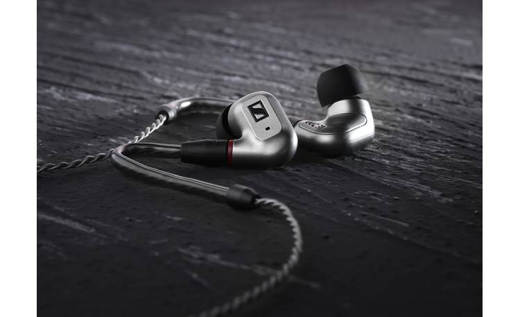 Sennheiser IE 200 (Silver Edition) Wired in-ear monitor headphones