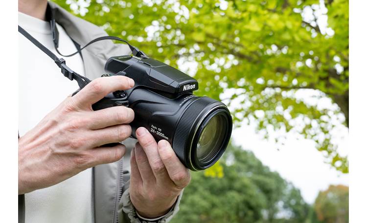 Nikon COOLPIX P1100 16-megapixel camera with 125X optical Nikon COOLPIX P1100 16-megapixel camera with 125X optical