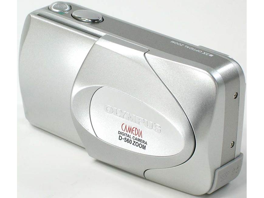 Olympus D-560 Zoom 3-megapixel digital camera at Crutchfield