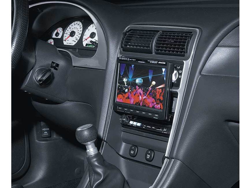 Alpine IVA-D900 Mobile Multimedia StationDVD/MP3 Receiver with