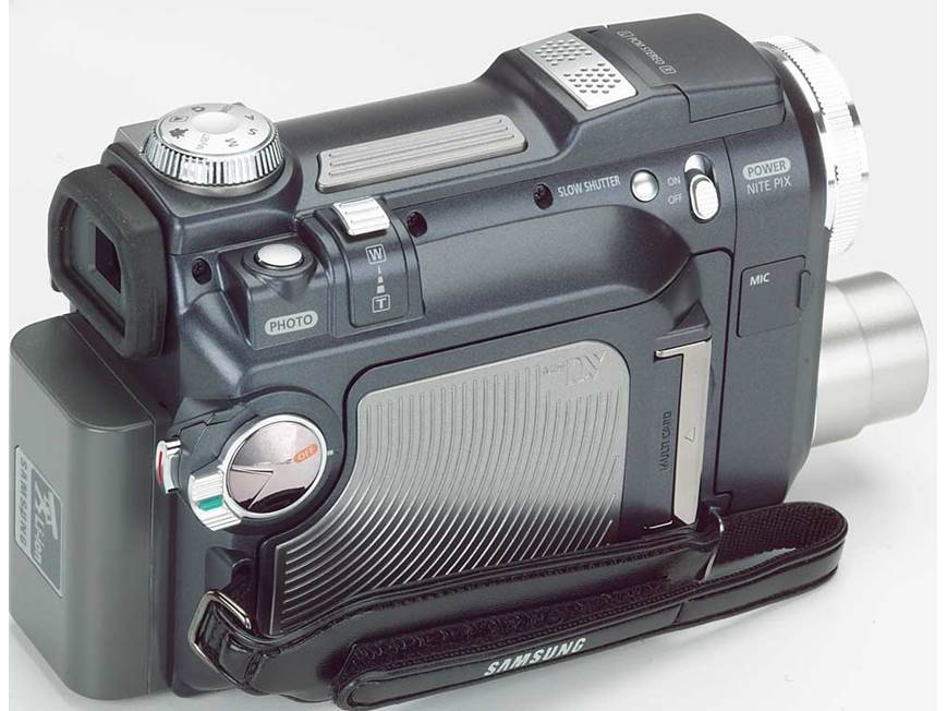Samsung DuoCam SC-D6040 All-in-one camcorder/digital camera at