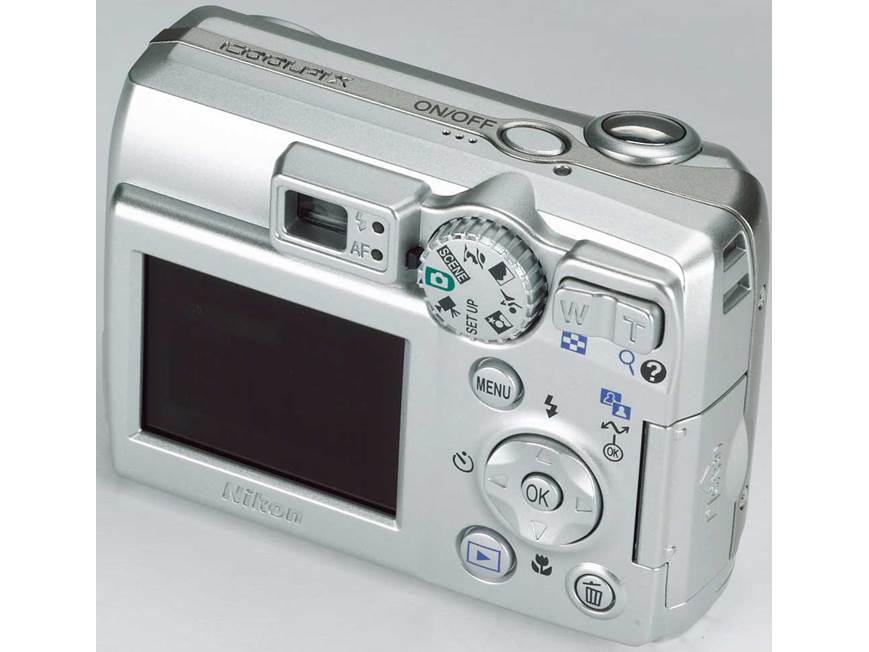 Nikon Coolpix 5600 5.1-megapixel digital camera at Crutchfield