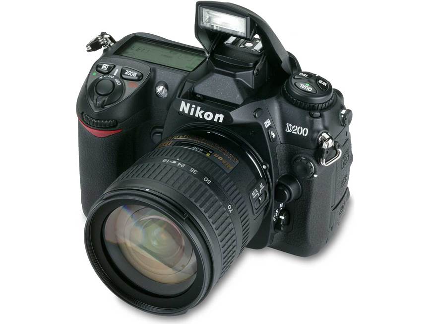 Nikon D200 Kit 10.2-megapixel digital SLR camera with 18-70mm Zoom