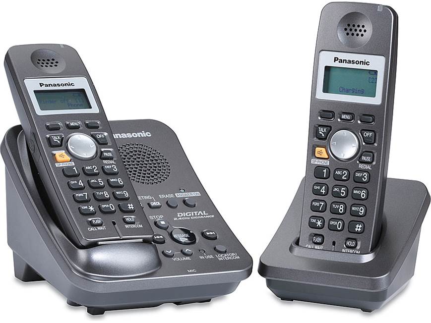 Panasonic KX-TG3032B 2.4 GHz expandable cordless phone system with
