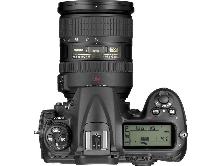 Nikon D300 Kit 12.3-megapixel digital SLR camera with 18-200mm