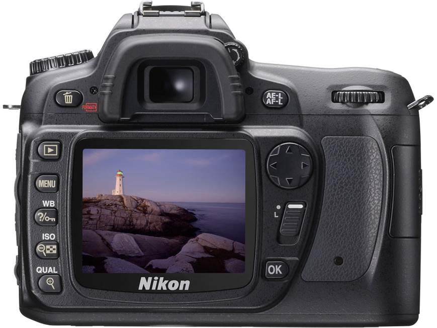 Nikon D80 2-Lens Kit 10.2-megapixel digital SLR camera with 18
