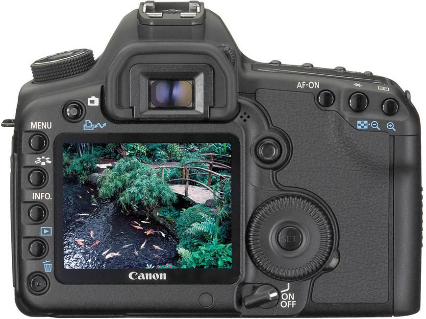 Canon EOS 5D Mark II (no lens included) 21.1-megapixel digital SLR
