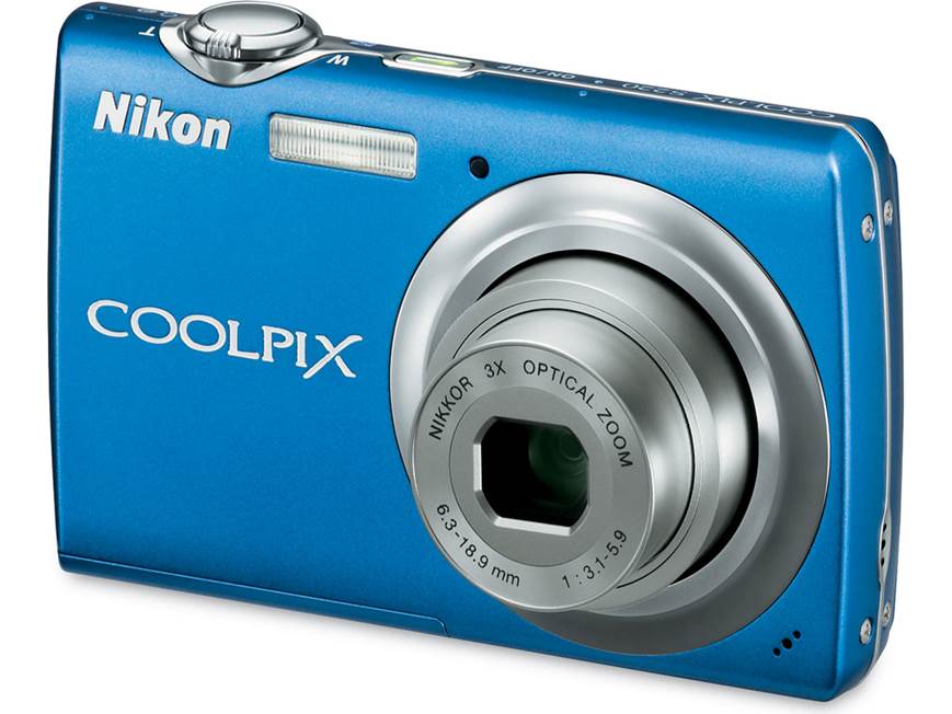 Nikon Coolpix S220 (Aqua Green) 10-megapixel digital camera with