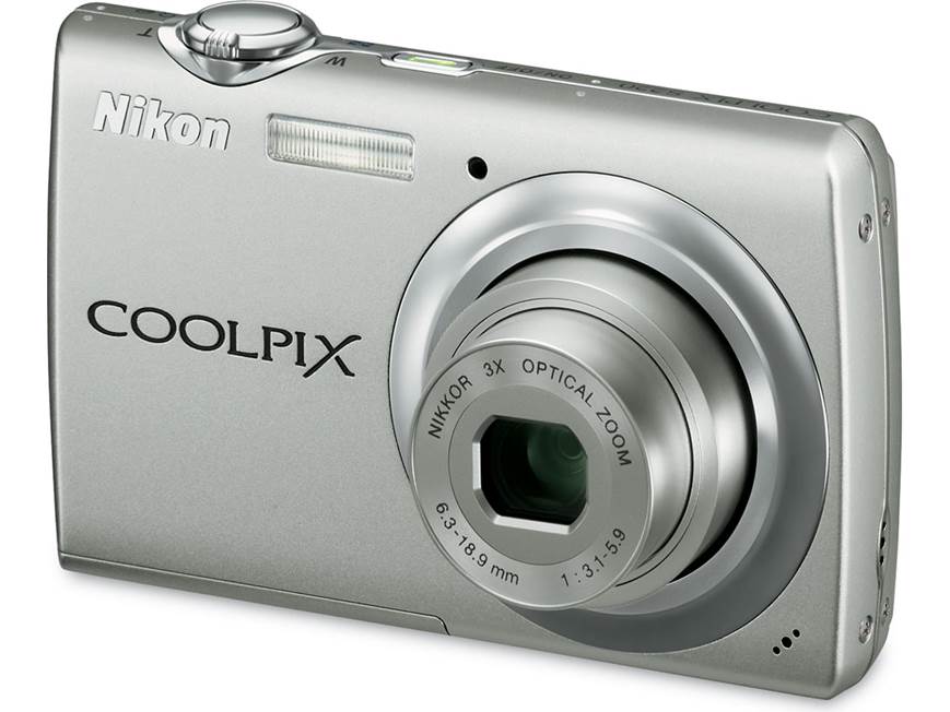 Nikon Coolpix S220 (Warm Silver) 10-megapixel digital camera with