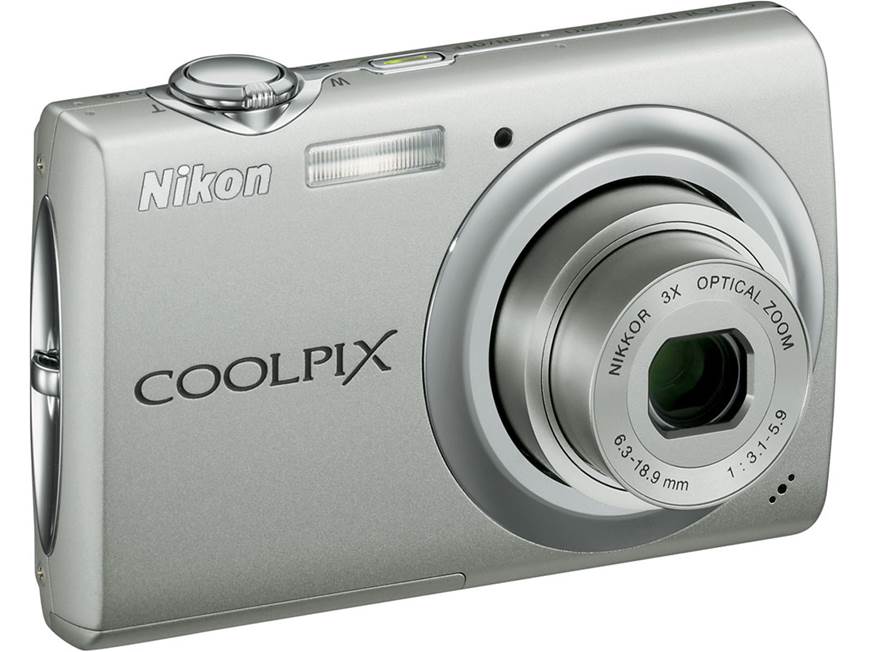 Nikon Coolpix S220 (Warm Silver) 10-megapixel digital camera with
