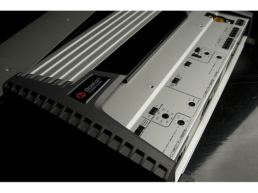 Boston Acoustics GT-475 4-channel car amplifier — 75 watts RMS x 4