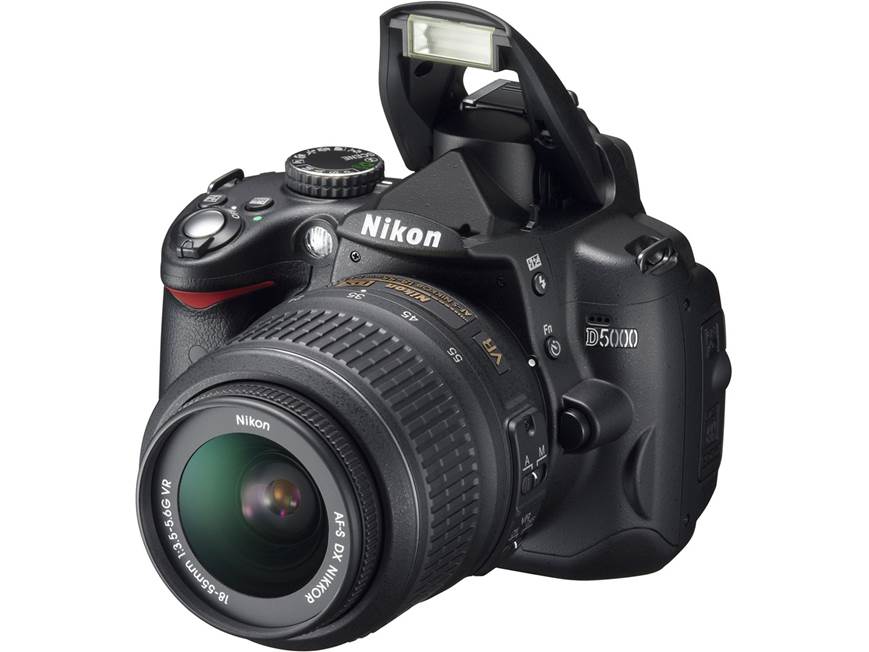 Nikon D5000 Two-lens Kit 12.3-megapixel digital SLR camera with 18