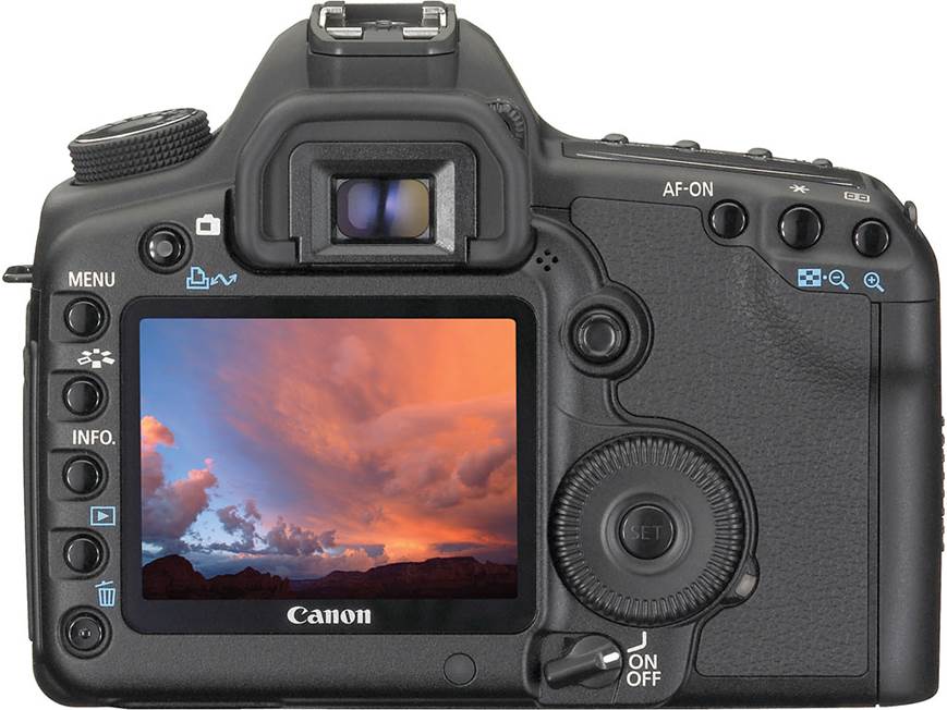 Canon EOS 5D Mark II Kit 21.1-megapixel digital SLR camera with 24