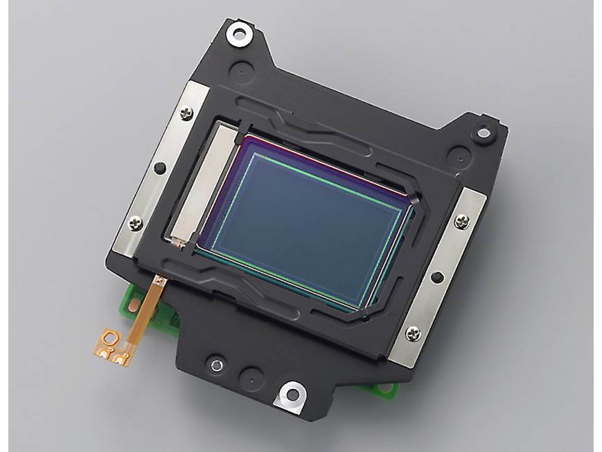 Nikon D3100 Kit 14.2-megapixel digital SLR camera with 18-55mm