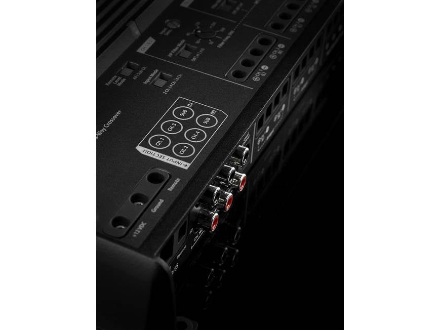 定価164000円！！JL-XD700 5v2 5chパワーアンプ！ JL Audio XD700/5v2 5-channel car amplifier — 75 watts RMS x 4 at 4