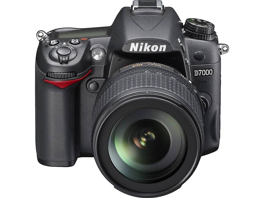 Nikon D7000 Kit 16.2-megapixel digital SLR camera with 18-105mm