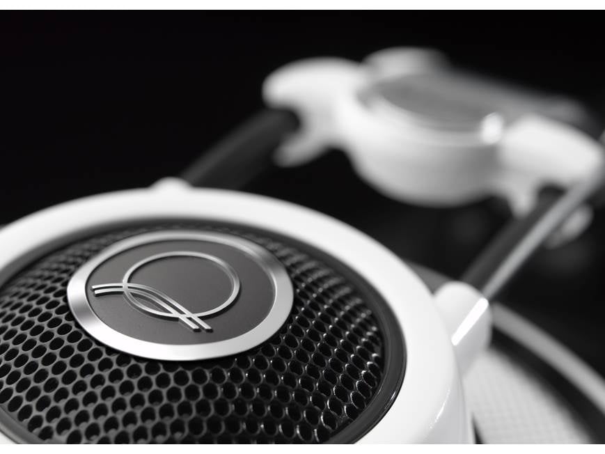 AKG Quincy Jones Signature Q701 (White) Stereo headphones (White