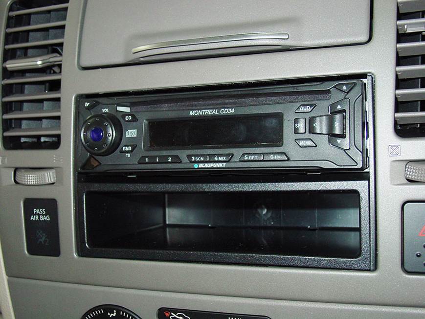 Scosche NN1662B Dash Kit (Black) Fits select 2007-12 Nissan Versa