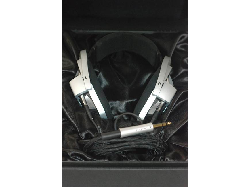 Sennheiser HD 800 Stereo headphones at Crutchfield