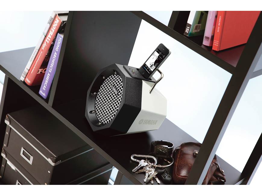 Yamaha PDX-11 (White) Portable iPod®/iPhone® powered speaker