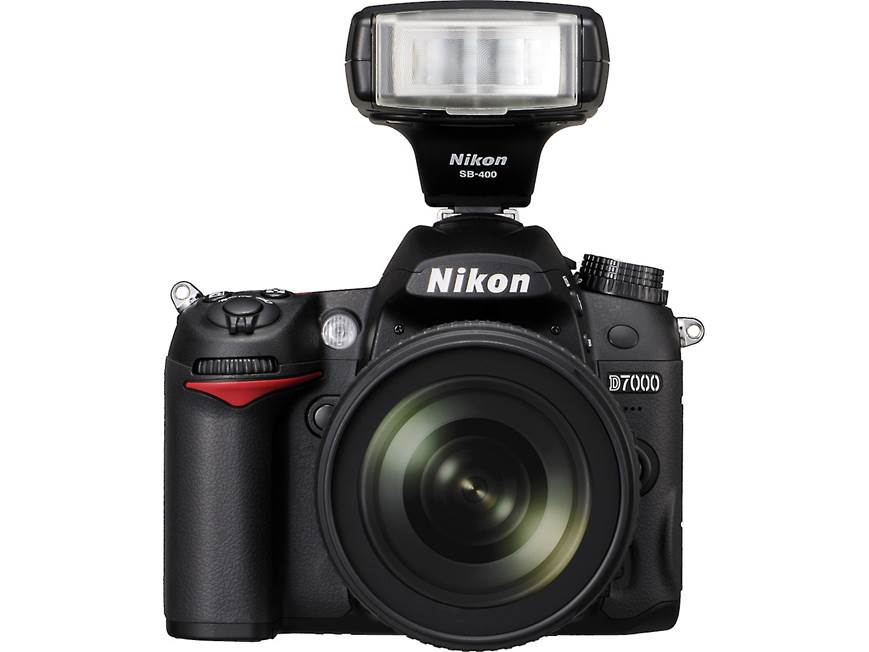 Nikon D7000 Long Zoom Kit 16.2-megapixel digital SLR camera with