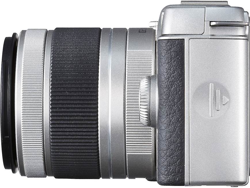 Pentax Q10 3X Zoom Lens Kit (Silver) Compact interchangeable lens