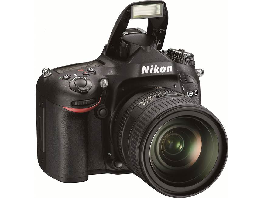 Nikon D600 with 3.5X Zoom Lens 24.3-megapixel full-frame sensor