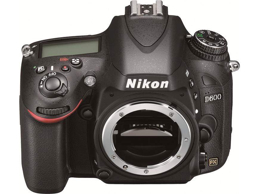Nikon D600 with 3.5X Zoom Lens 24.3-megapixel full-frame sensor