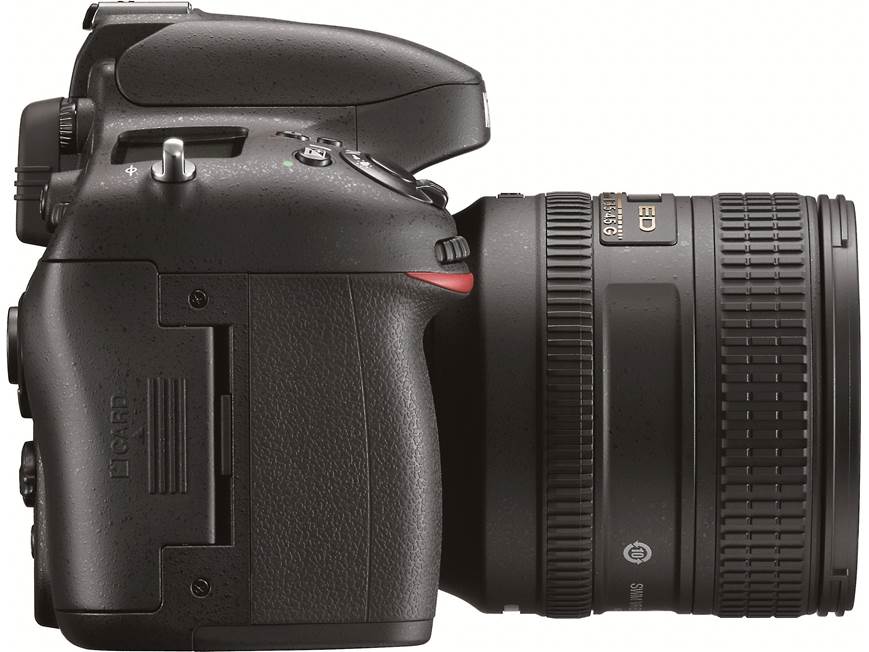 Nikon D600 with 3.5X Zoom Lens 24.3-megapixel full-frame sensor